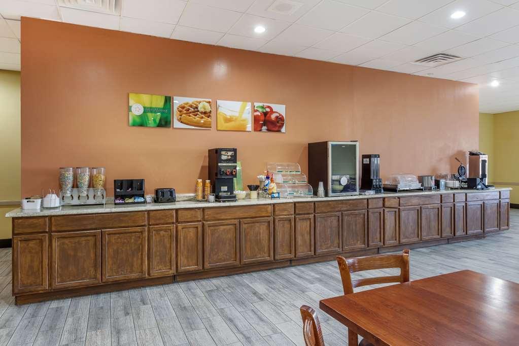 Suburban Studios Gainesville Restoran fotoğraf